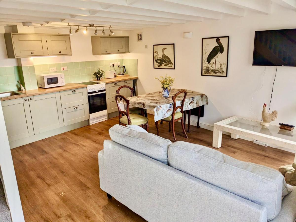 2 Stable Cottage, Llanbethery Llancarfan Kültér fotó